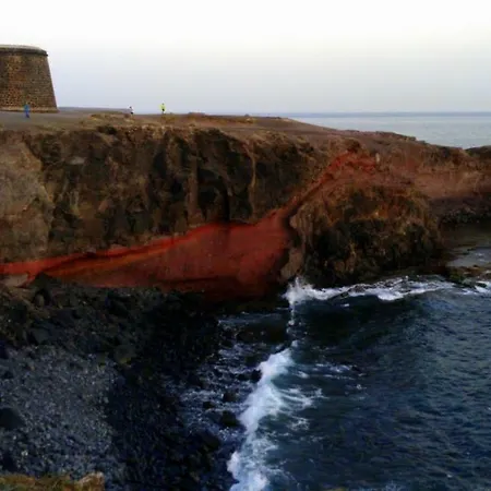 Ocean & Fire بيت للعطل